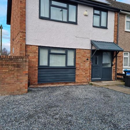 Entire House - Cheshire Oaks/Элсмир-Порт Экстерьер фото