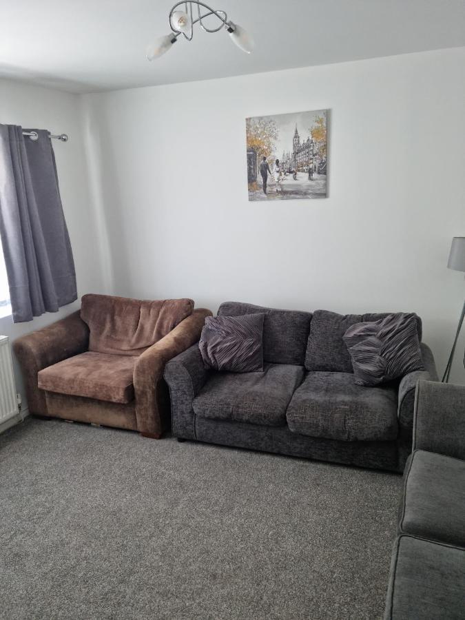 Entire House - Cheshire Oaks/Элсмир-Порт Экстерьер фото