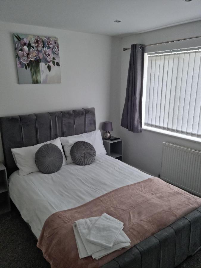 Entire House - Cheshire Oaks/Элсмир-Порт Экстерьер фото